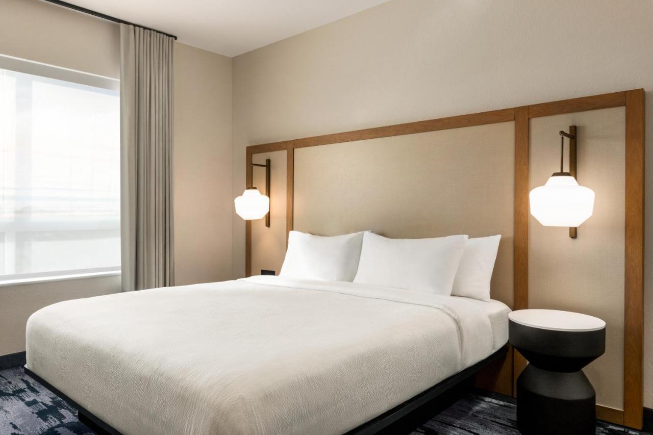 Fairfield By Marriott &