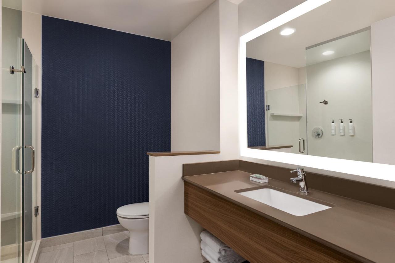 Fairfield By Marriott & Hotel Bonita Springs