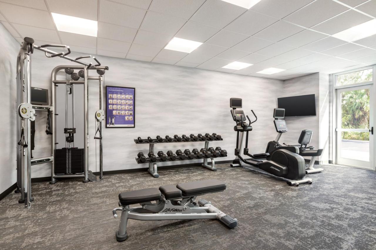 Fairfield By Marriott & Hotel Bonita Springs