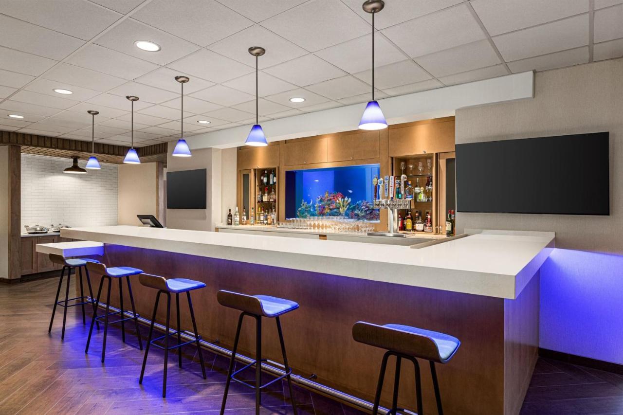 Fairfield By Marriott & Hotel 3*